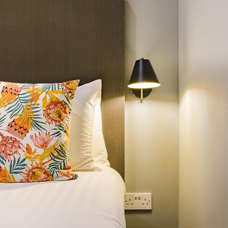 Tower Bridge Road Rooms Лондон Екстер'єр фото